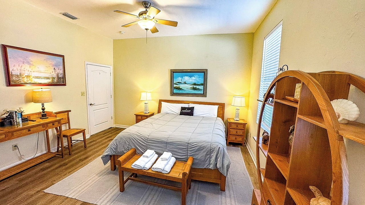 Photo of Bedroom in Carrabelle