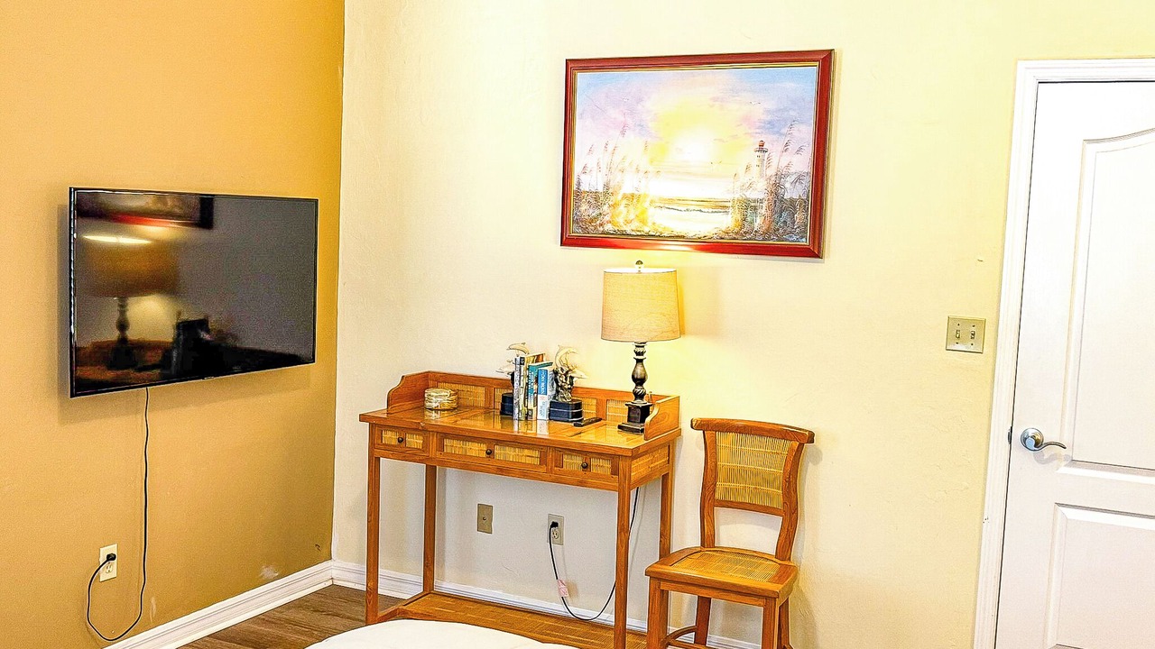 Photo of Bedroom in Carrabelle