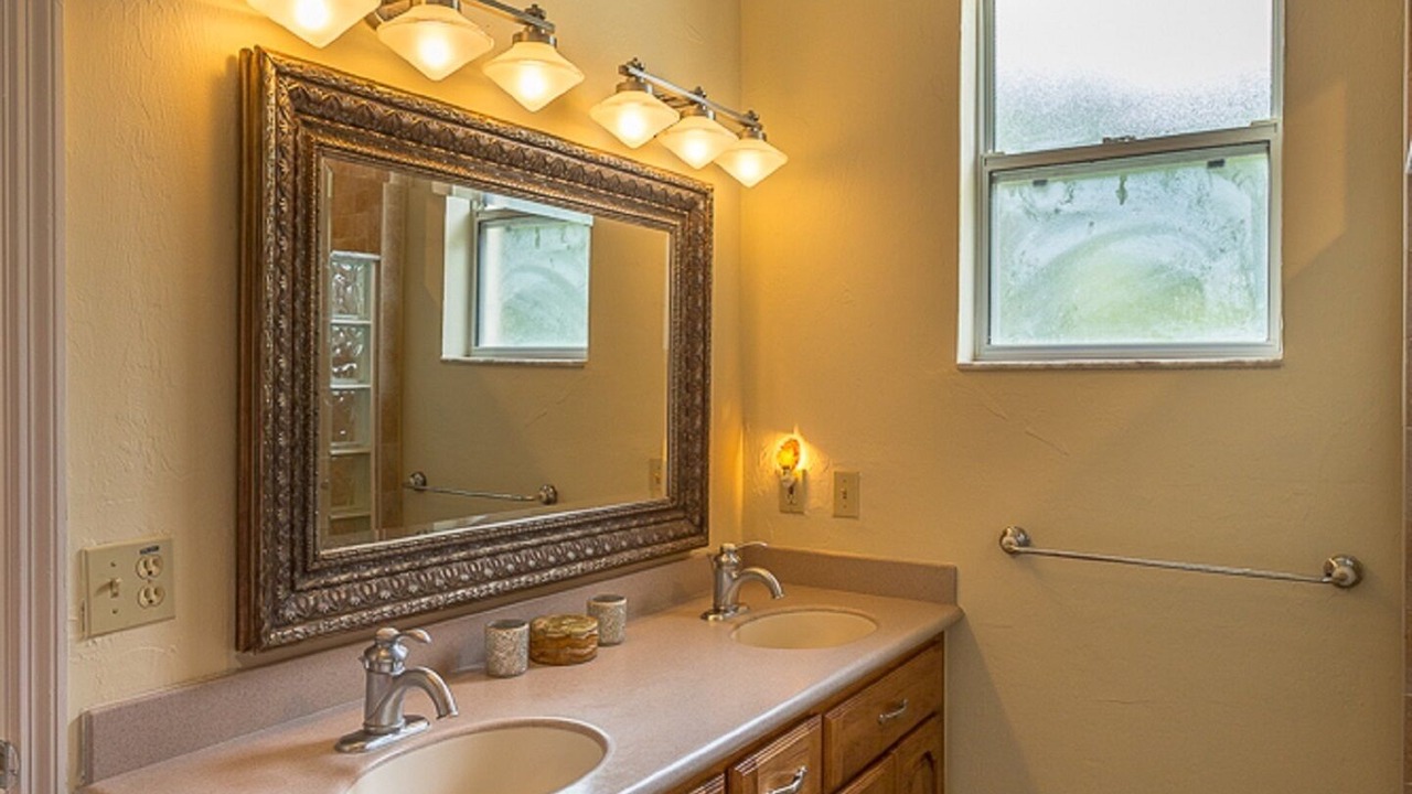 Photo of Bathroom in Carrabelle