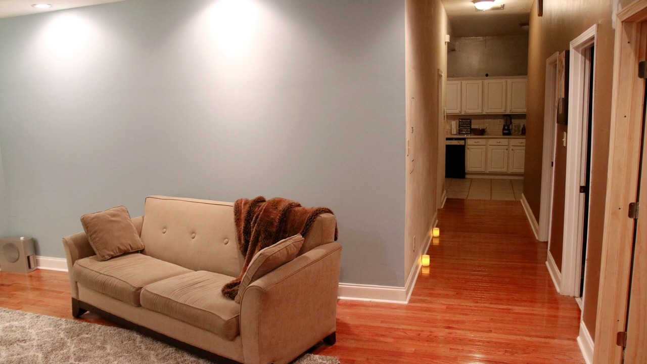 Photo of Livingroom in Adair Park