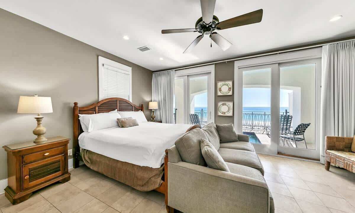 Photo of Bedroom in Delos