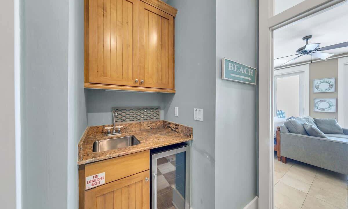 Photo of Others in Delos