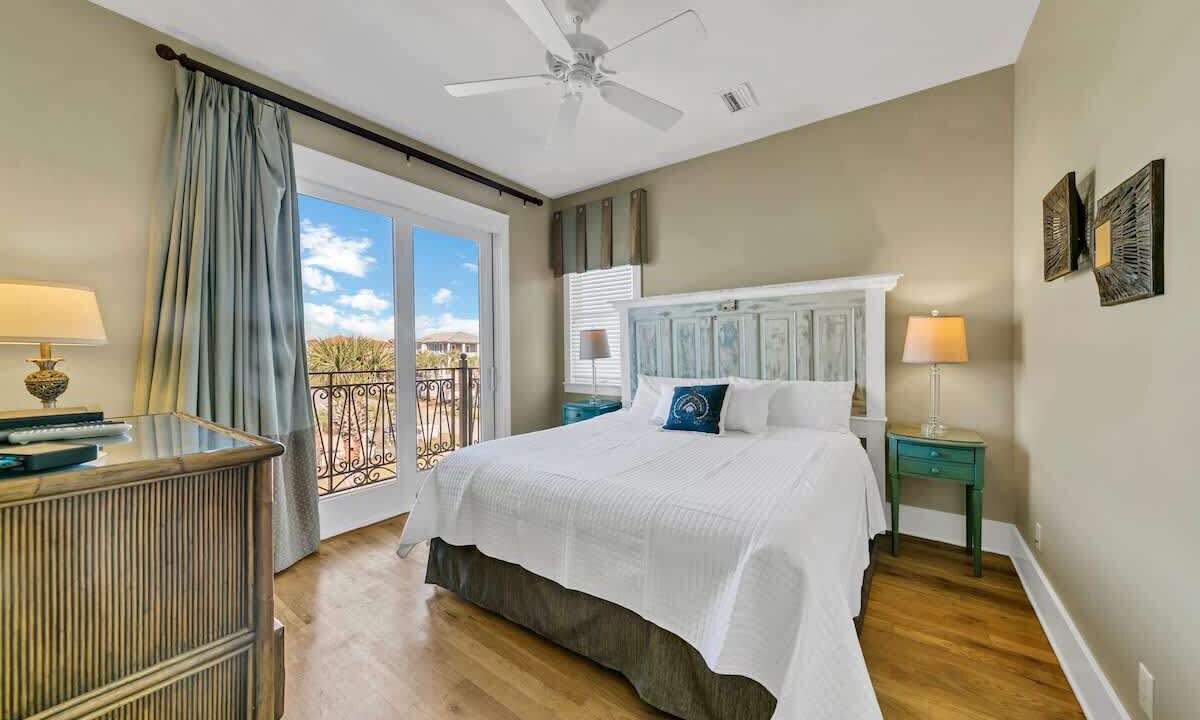 Photo of Others in Delos