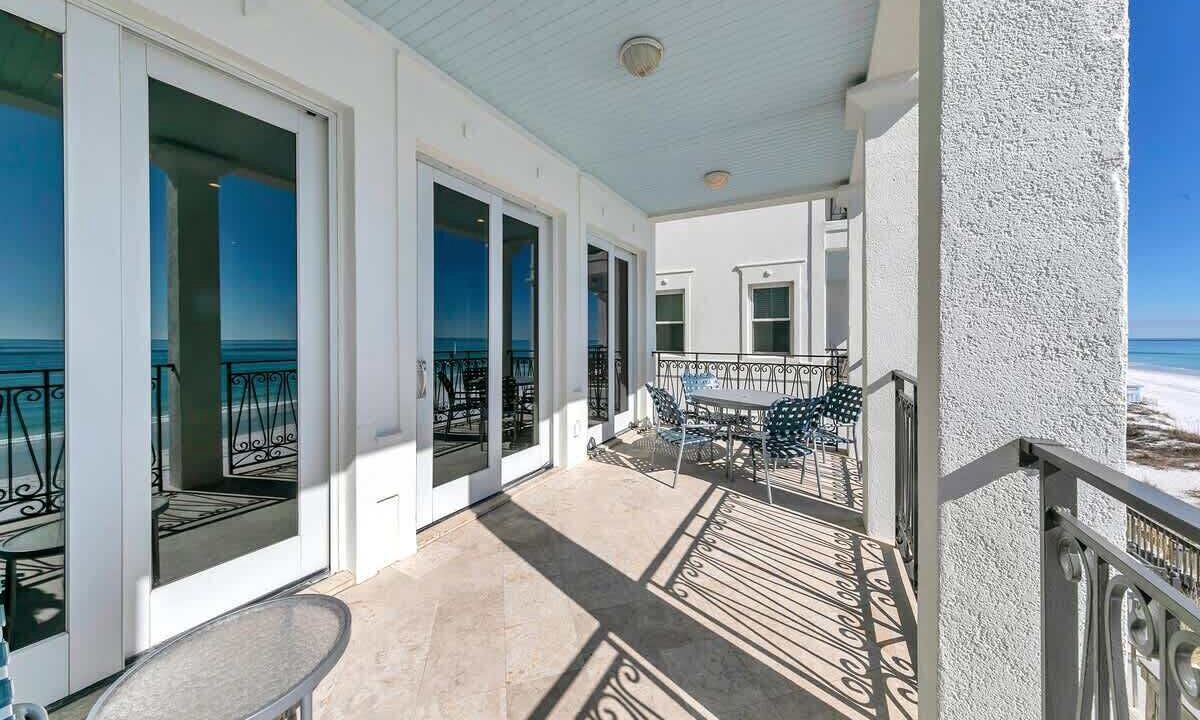 Photo of Patio Balcony in Delos