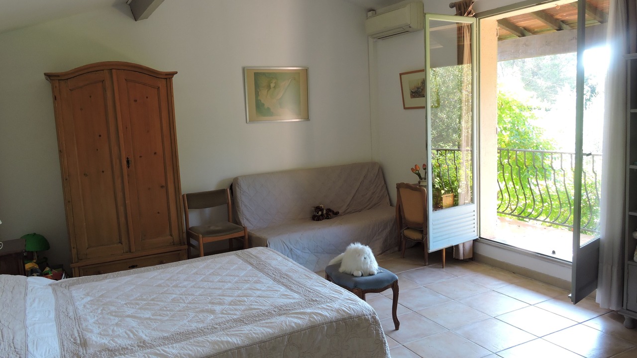 Photo of Bedroom in Beaulieu