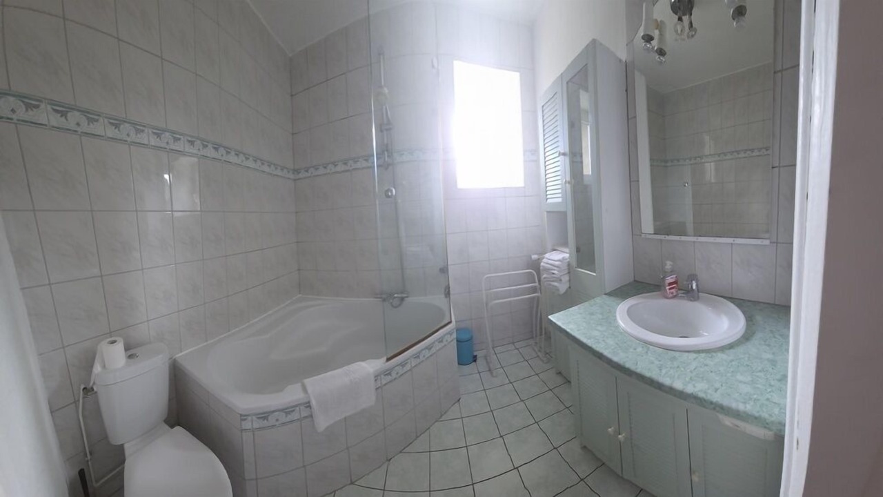 Photo of Bathroom in Remoncourt