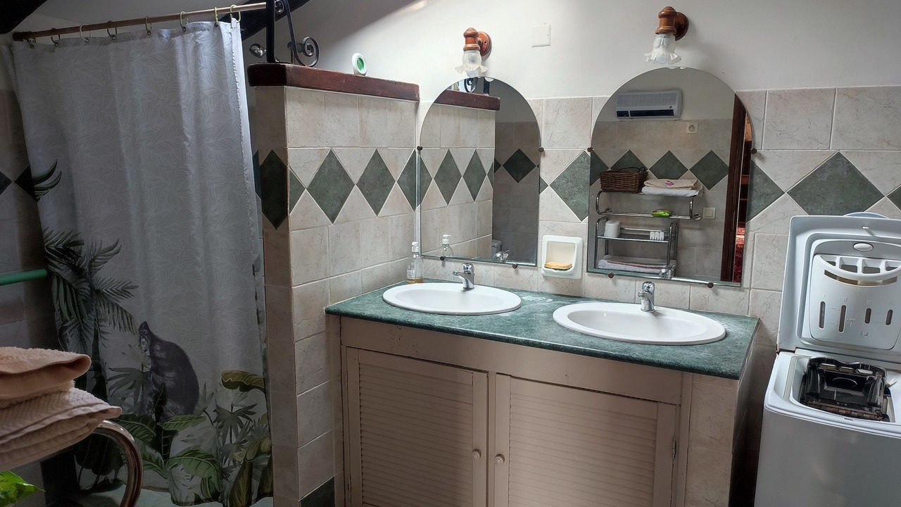 Photo of Bathroom in Pezenas