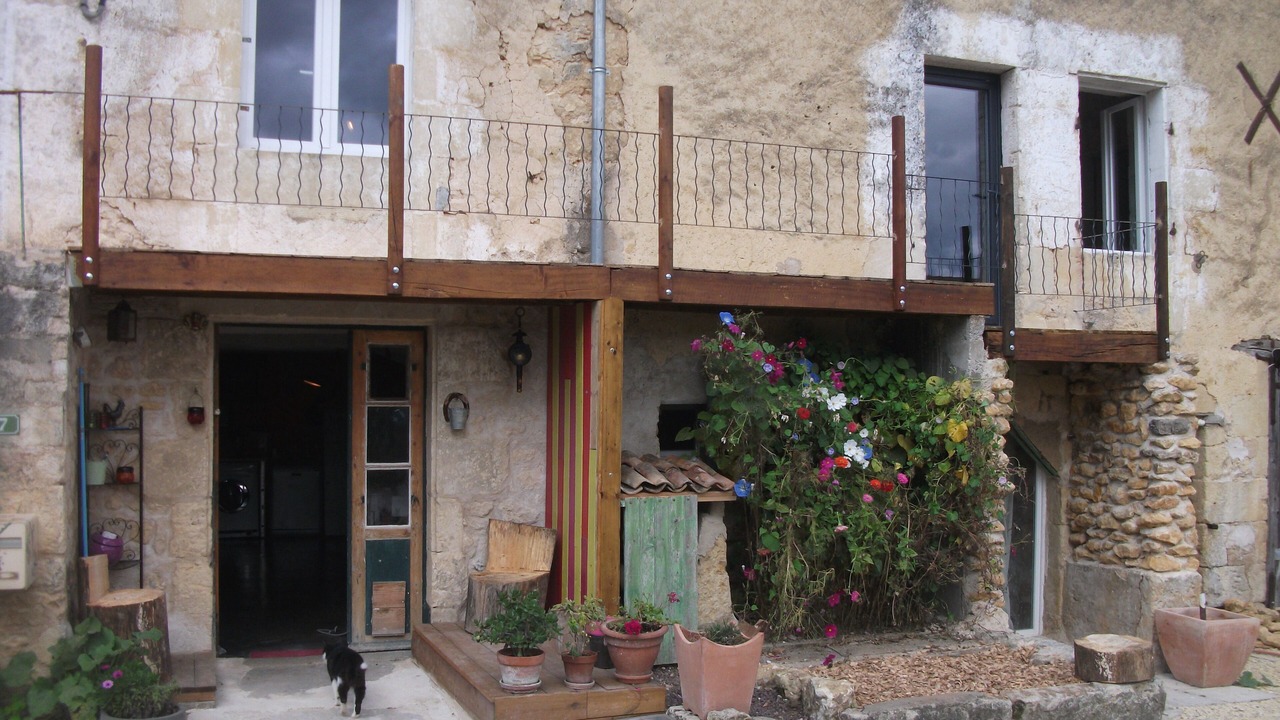 Photo of Outdoor in Chire-en-Montreuil