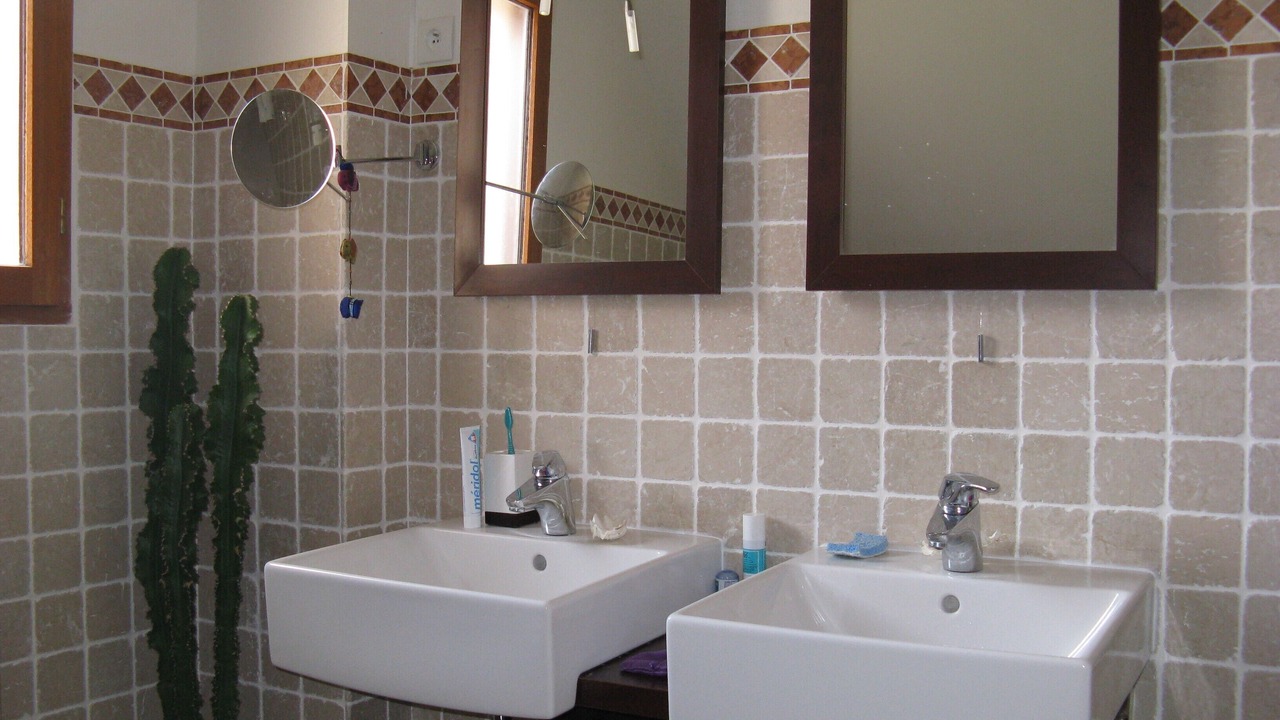 Photo of Bathroom in Embrun