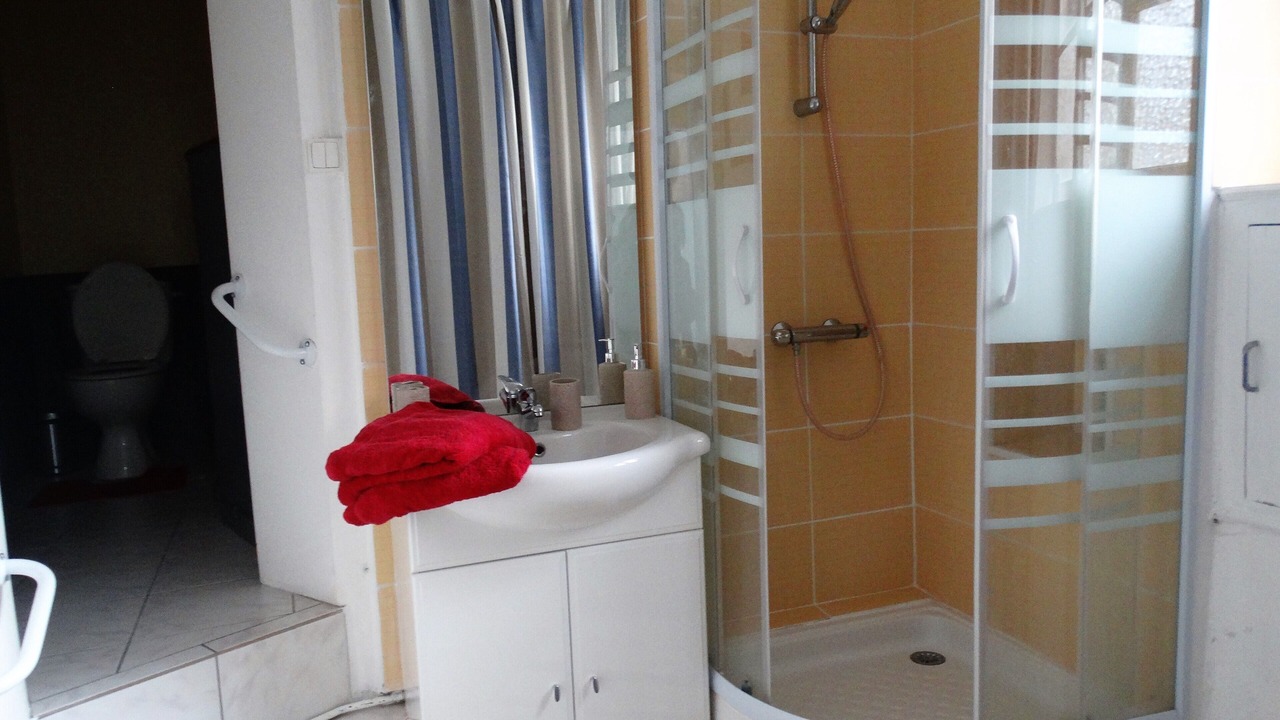 Photo of Bathroom in Saumur