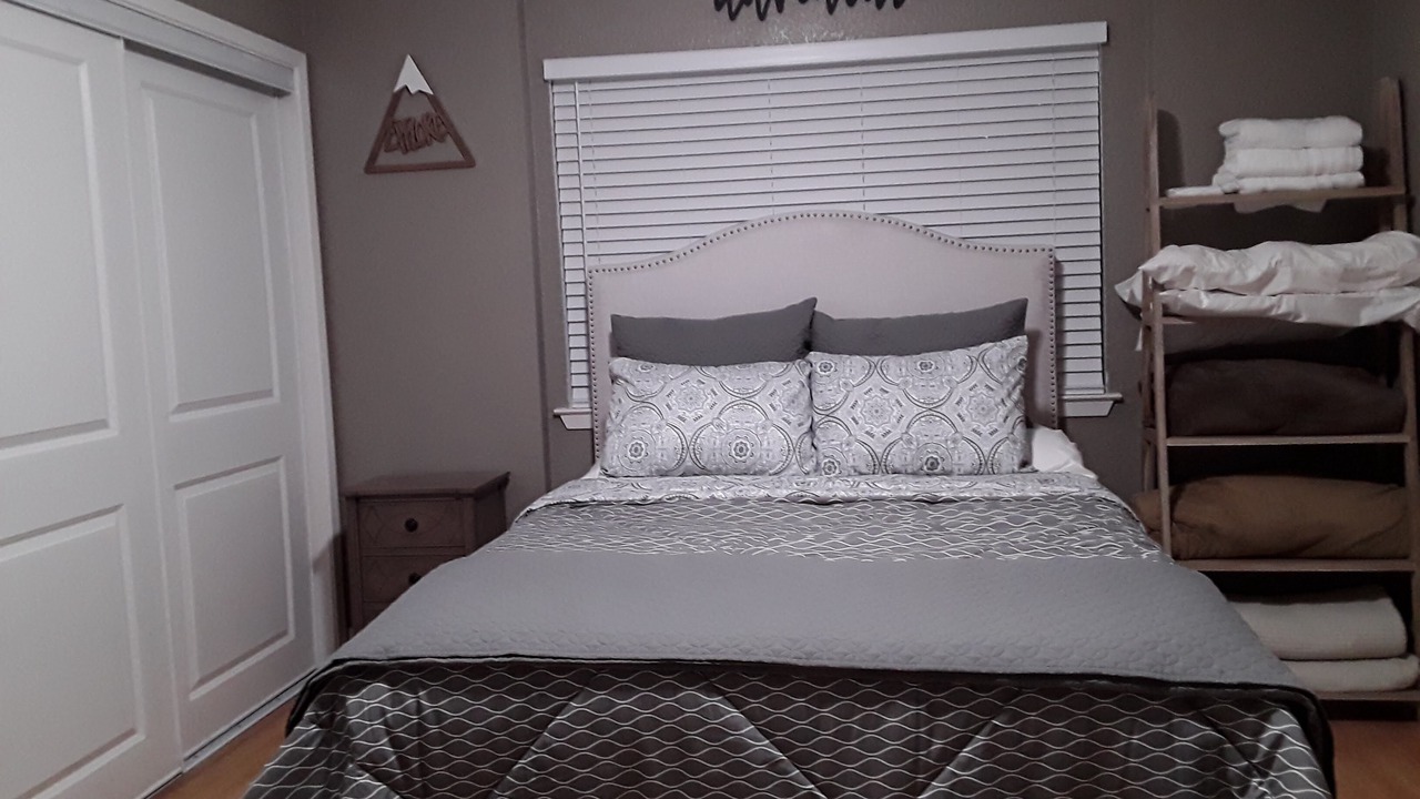 Photo of Bedroom in West Campus