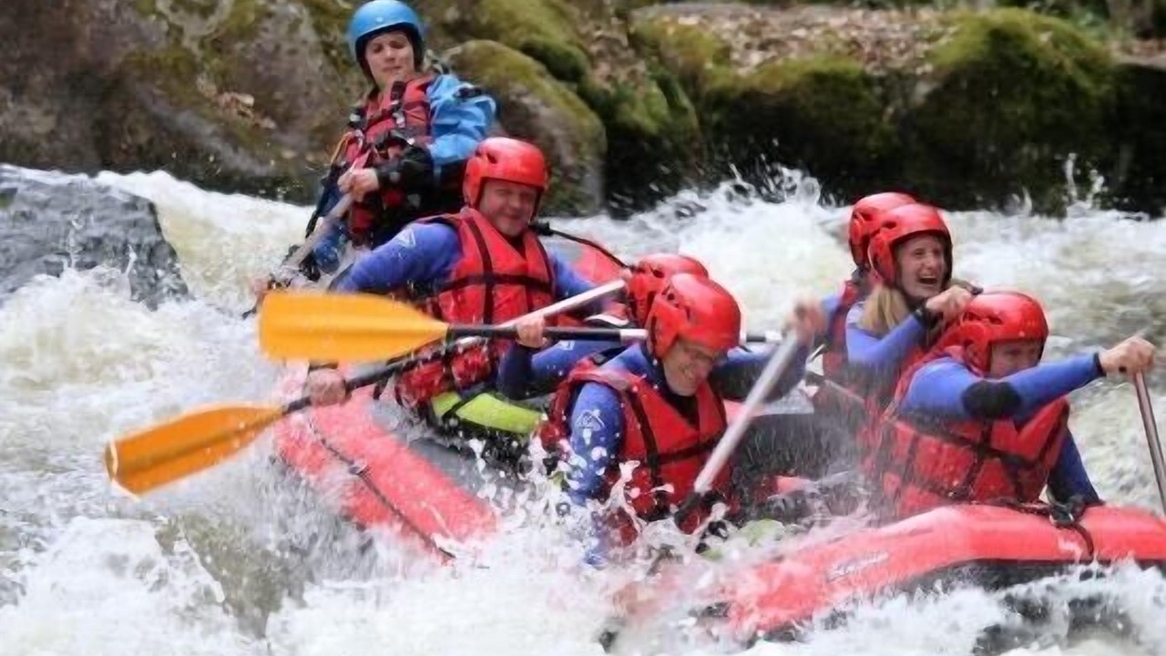 Photo of Others in Cravant