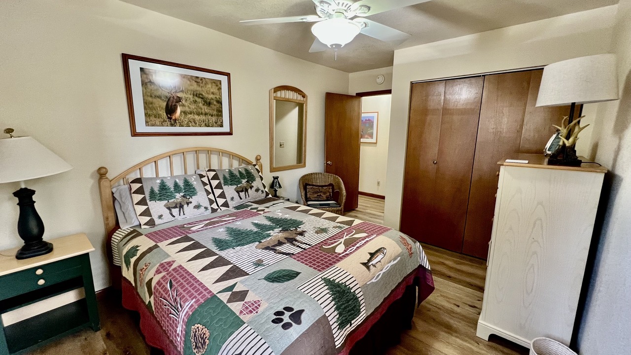 Photo of Bedroom in Munds Park