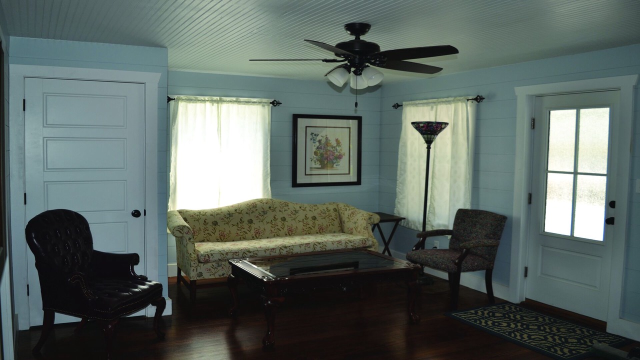 Photo of Livingroom in Ste Genevieve
