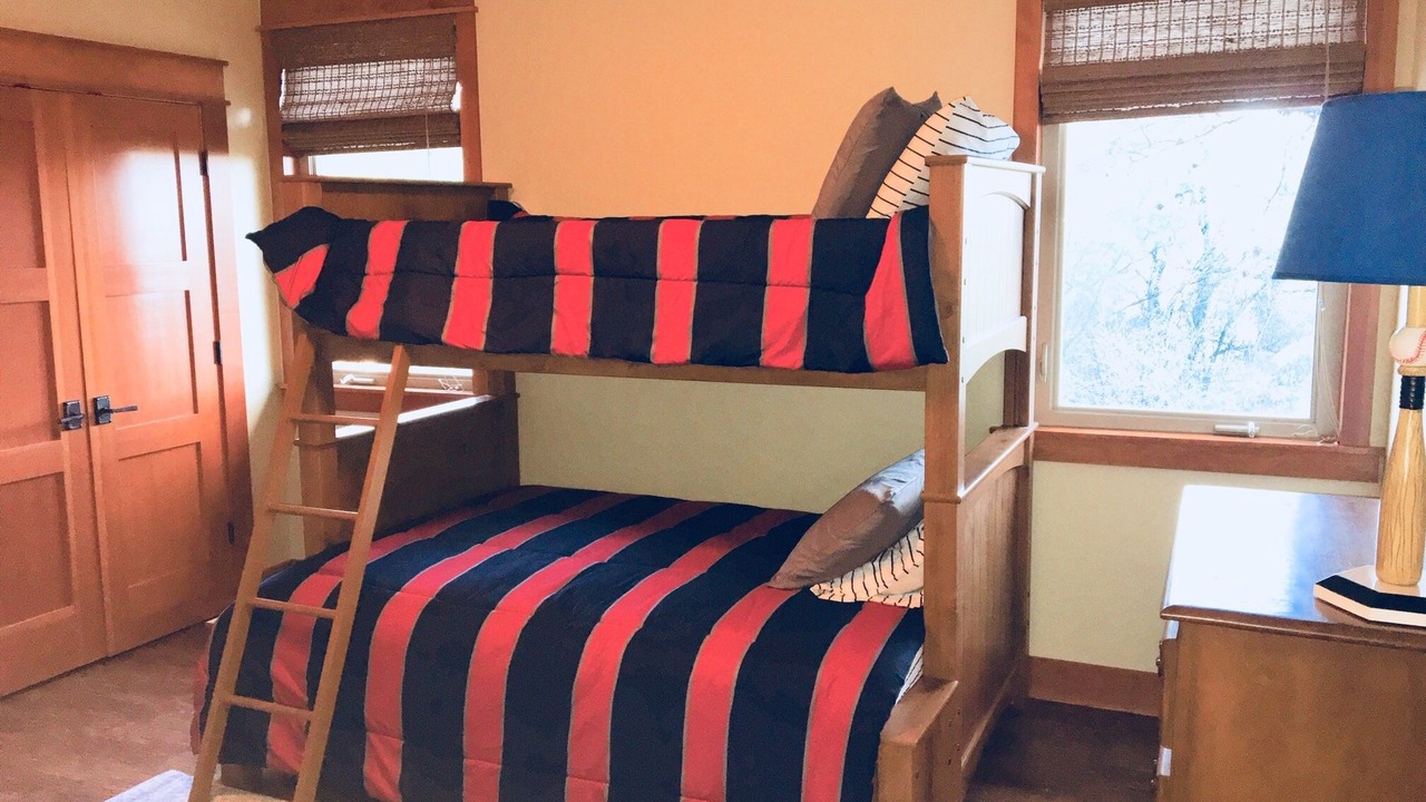 Photo of Bedroom in Spicewood