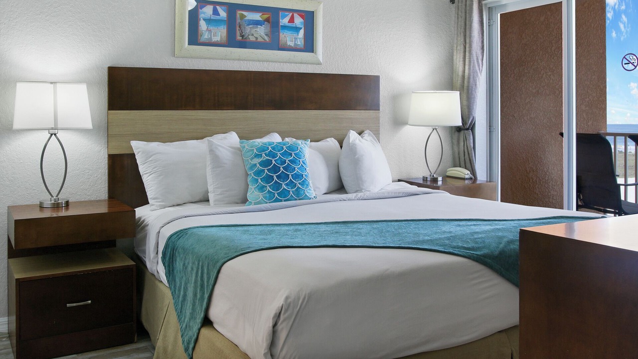 Photo of Bedroom in Treasure Island