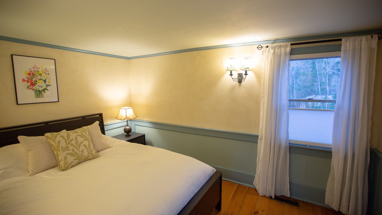 Photo of Bedroom in Truro