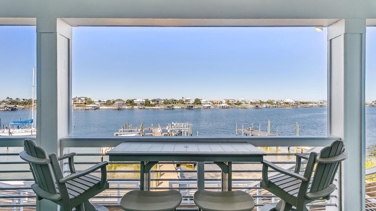 Photo of Patio Balcony in Ono Island