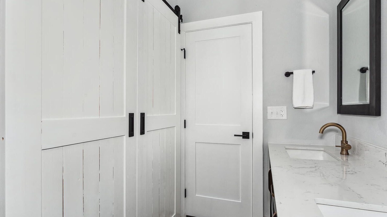 Photo of Bathroom in Ono Island