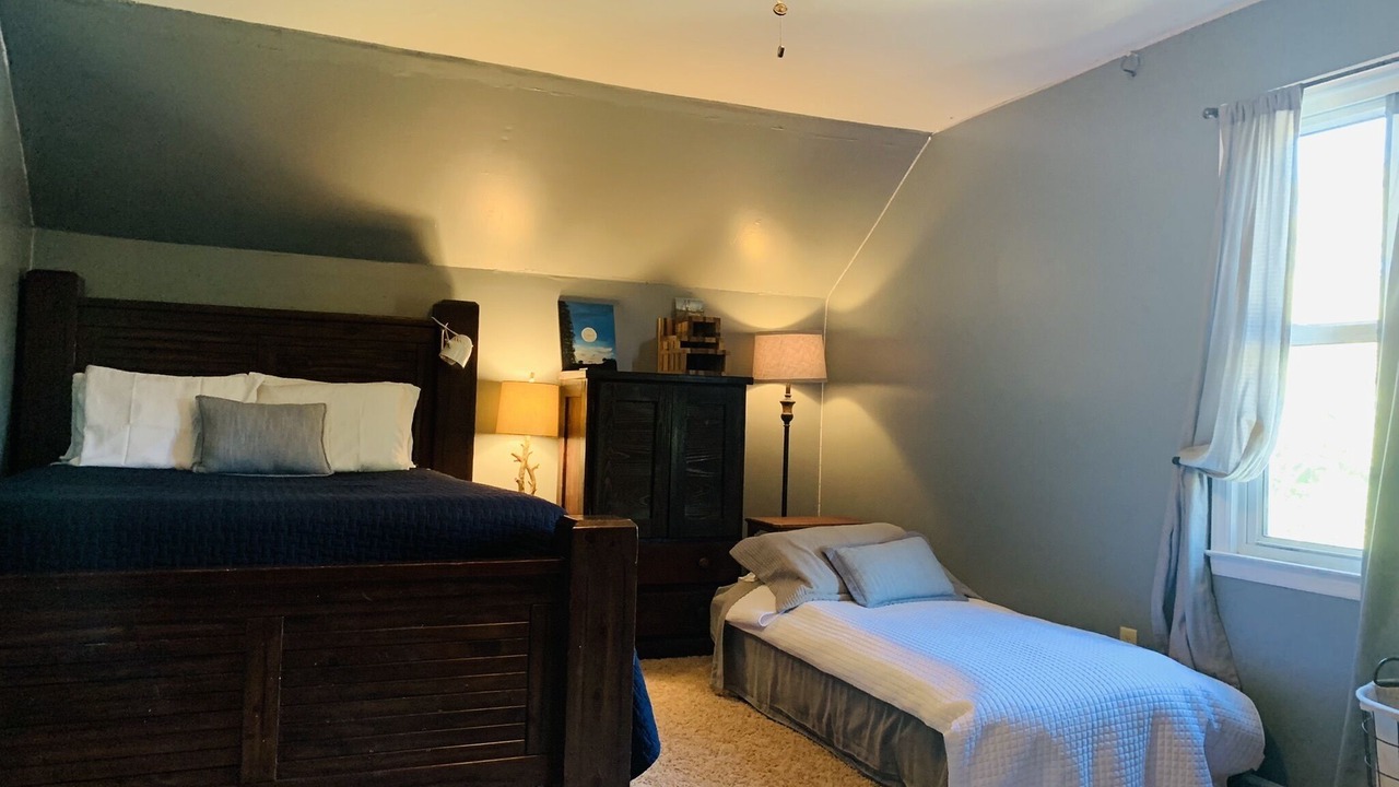 Photo of Bedroom in Martinez