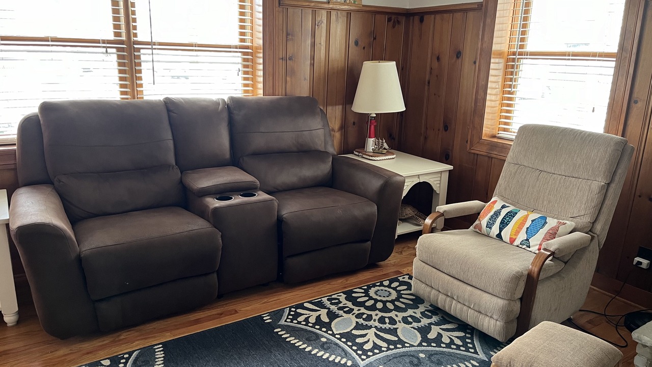 Photo of Others in Wall