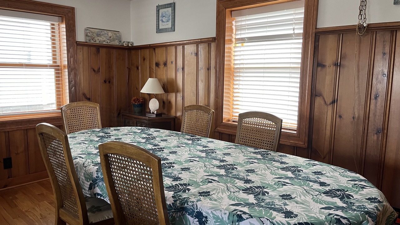 Photo of Others in Wall