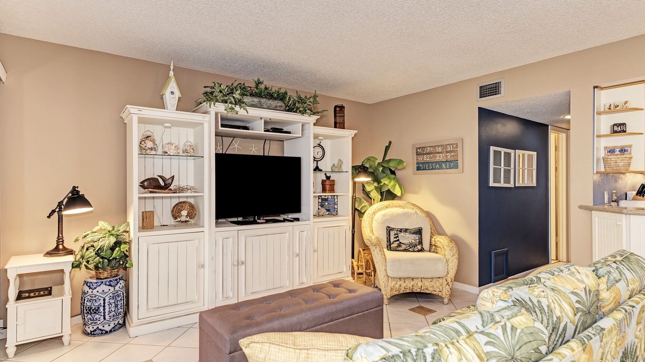 Photo of Livingroom in Siesta Key