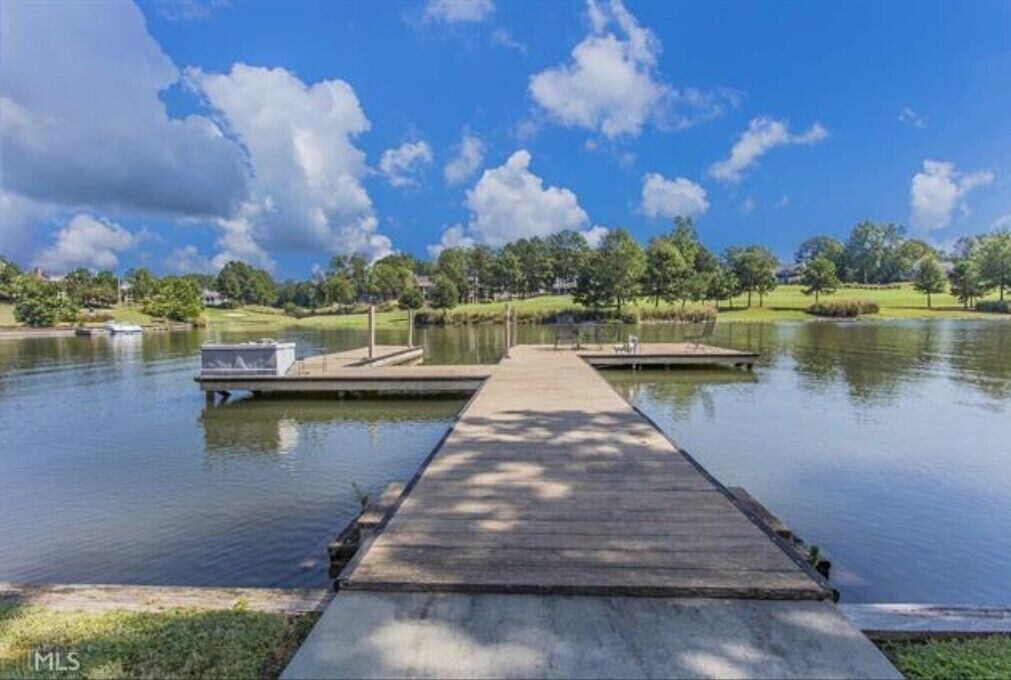 Photo of Outdoor in Reynolds Landing