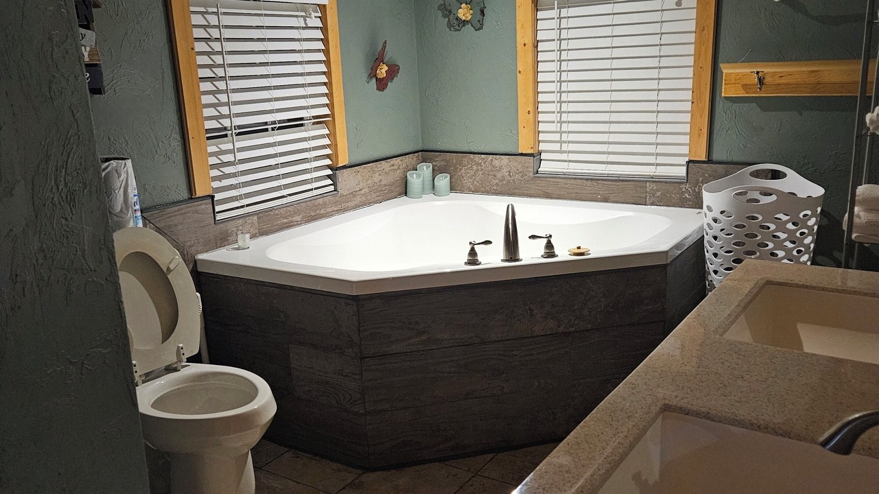 Photo of Bathroom in Cookson