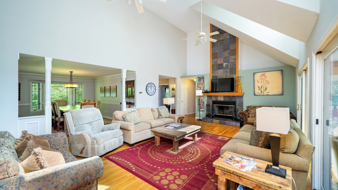 Photo of Bedroom in Asheville