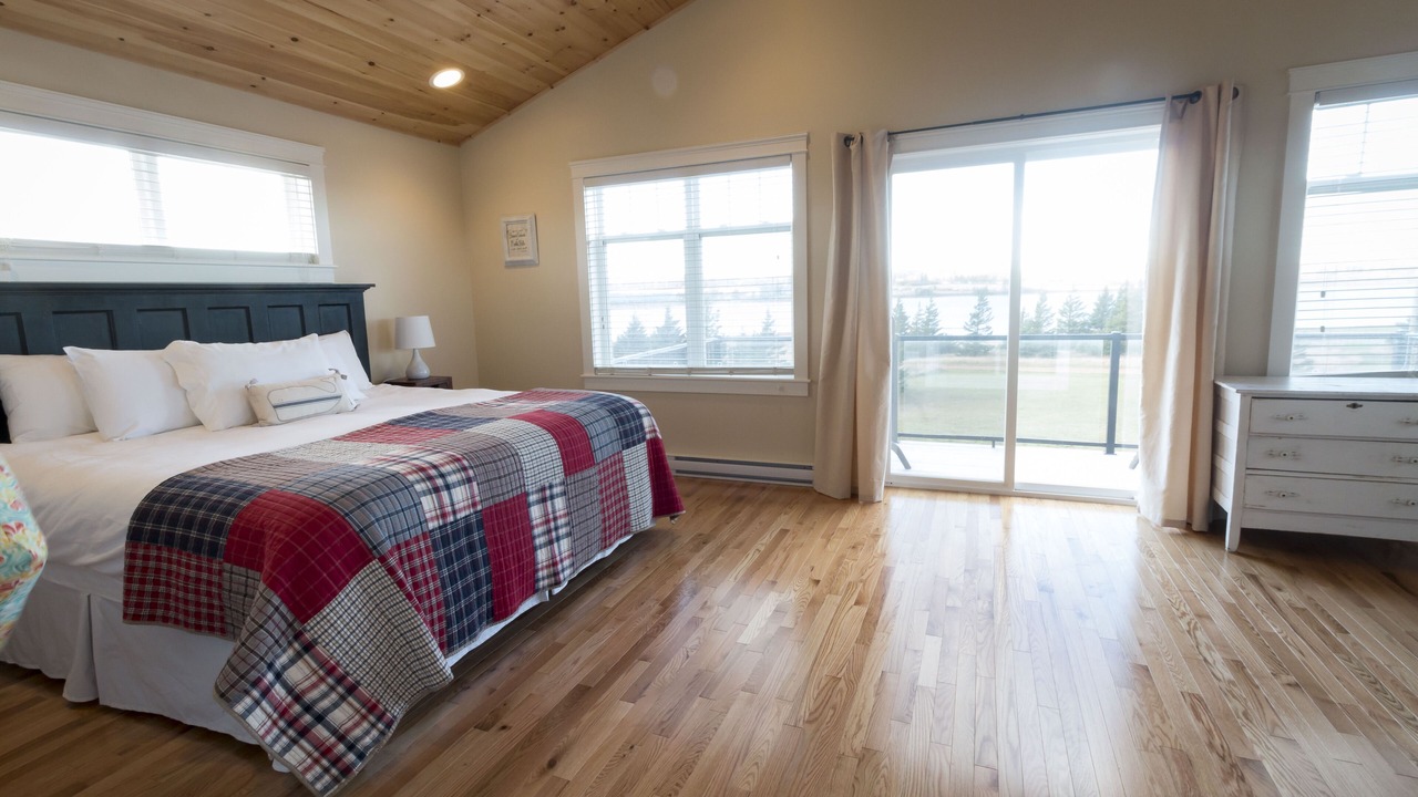 Photo of Others in New London