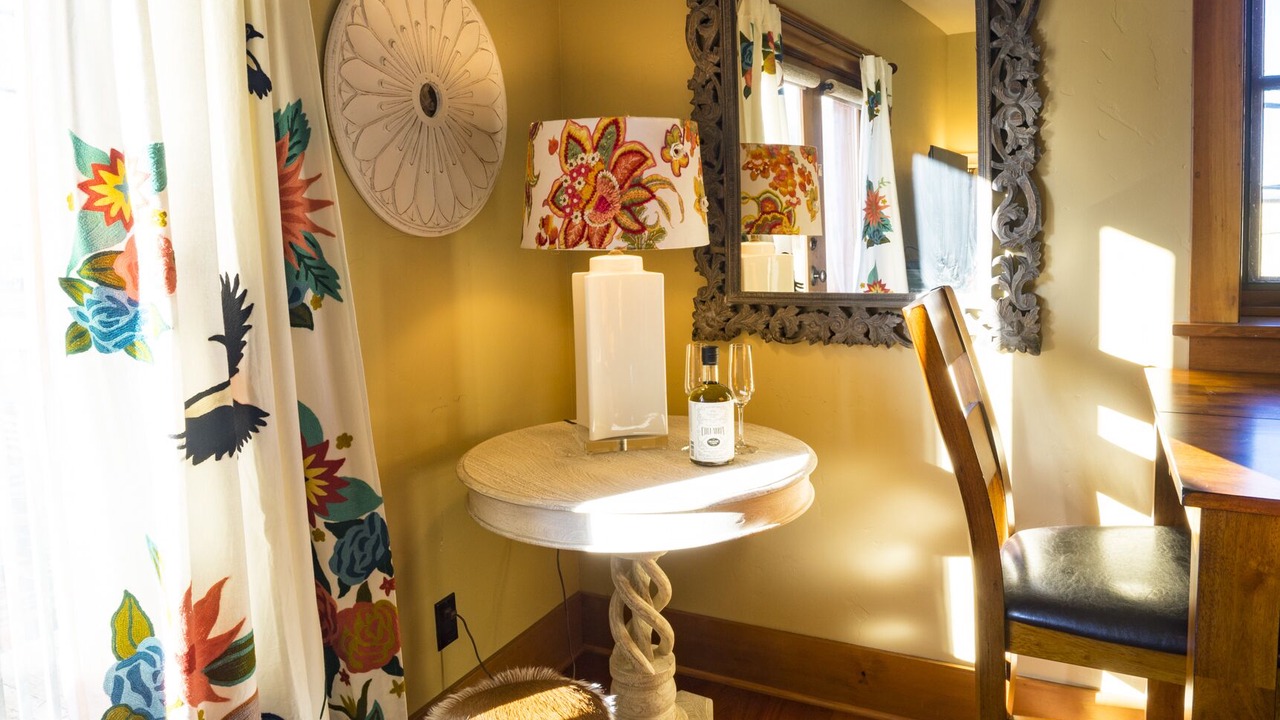 Photo of Others in Astoria