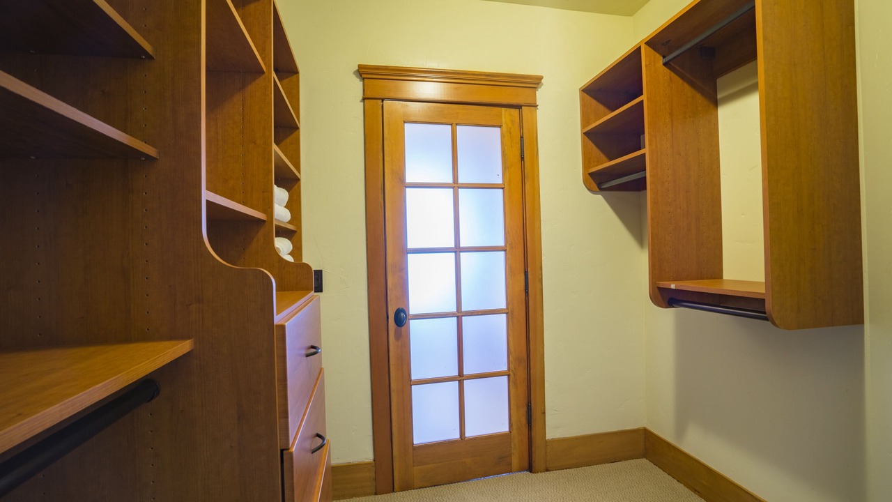 Photo of Others in Astoria