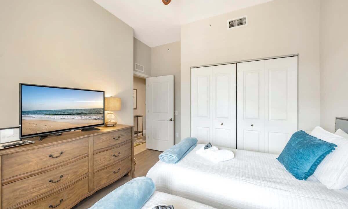 Photo of Bedroom in East Naples