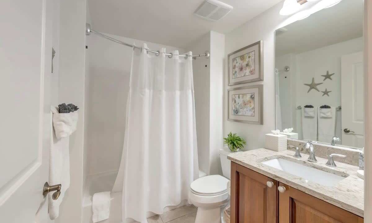 Photo of Bathroom in East Naples