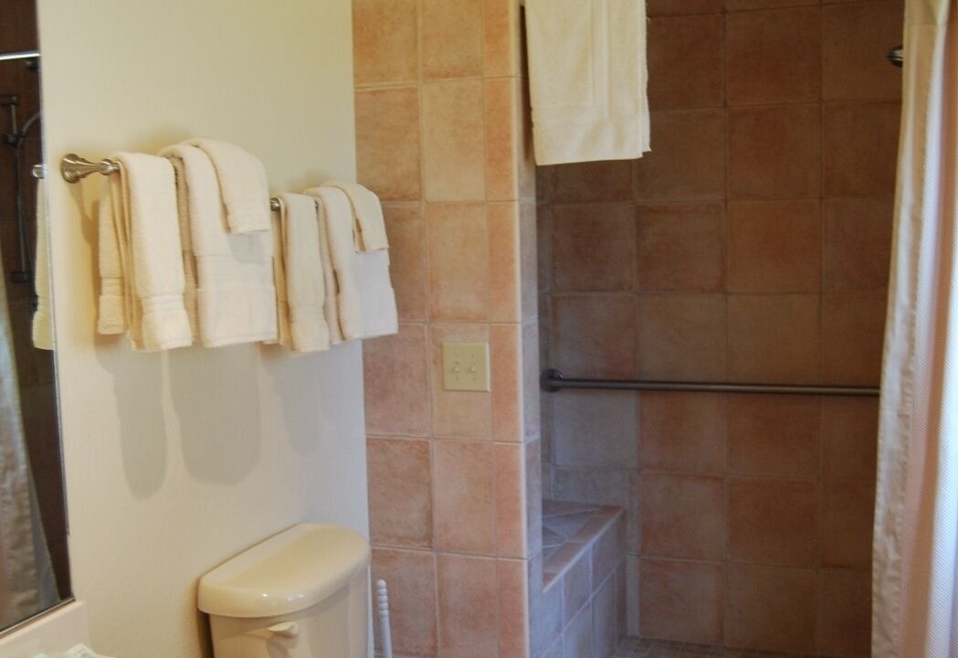 Photo of Bathroom in Albion