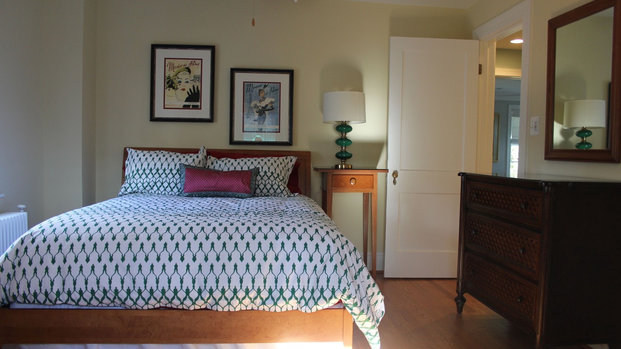 Photo of Bedroom in Murray Hill