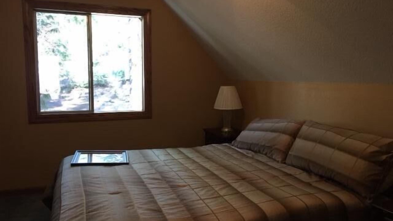Photo of Bedroom in Carnelian Bay