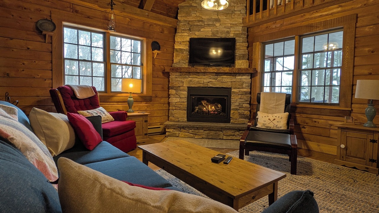 Photo of Livingroom in Town of Torrey