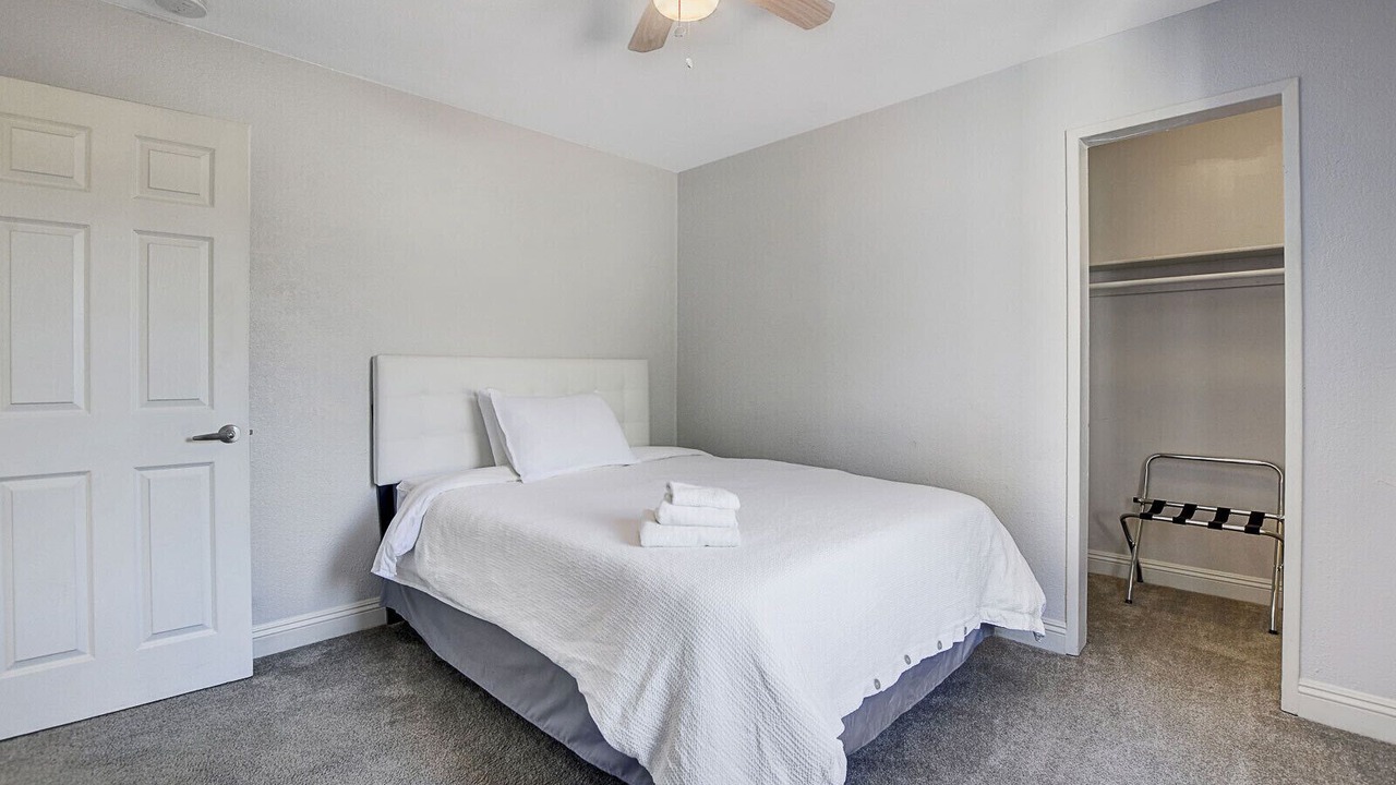Photo of Bedroom in Rancho Oakey