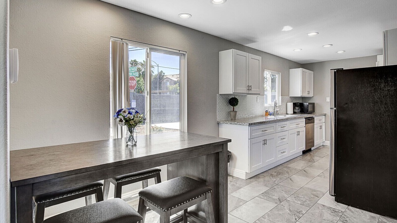 Photo of Kitchen in Rancho Oakey