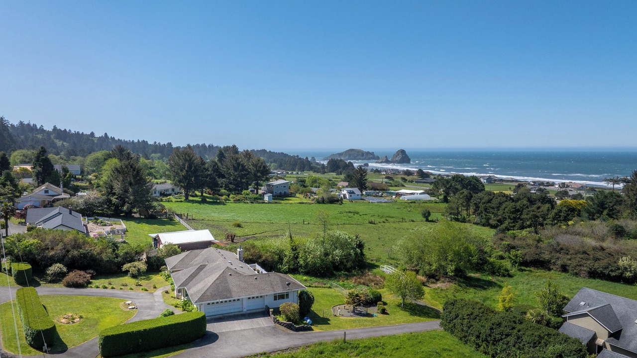 Photo of Outdoor in Smith River