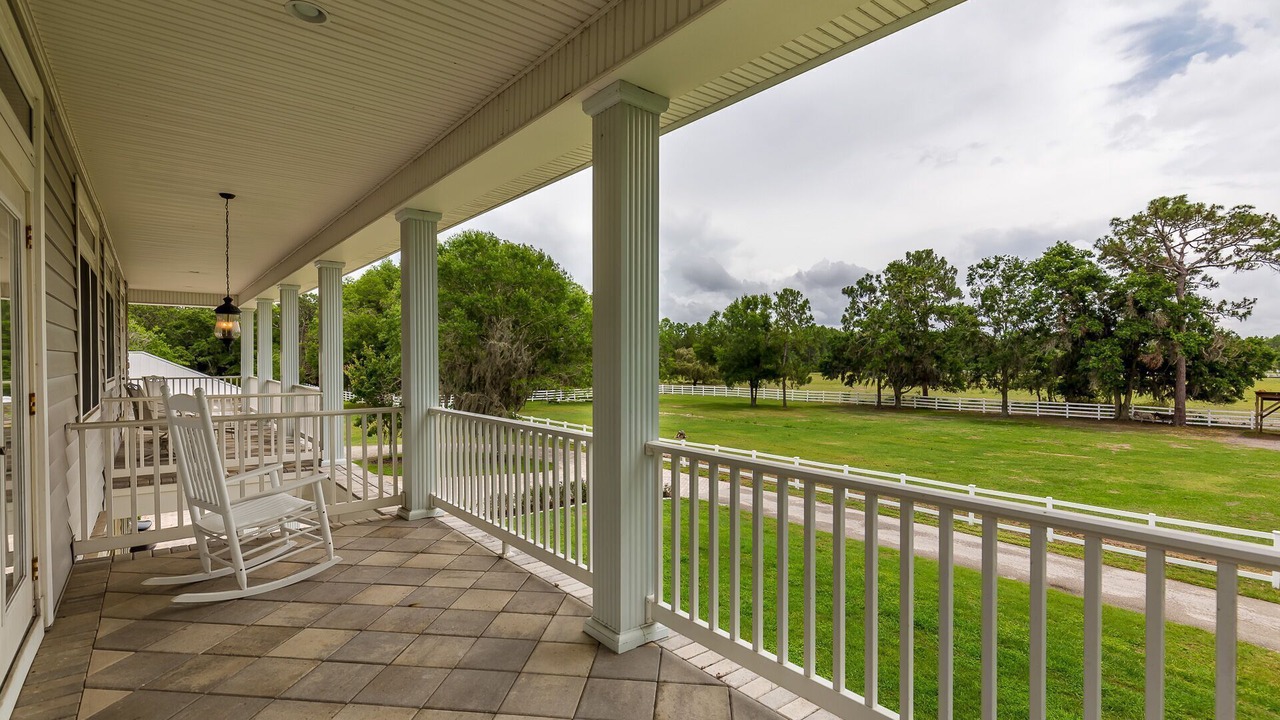 Photo of Patio Balcony in Greater Northdale