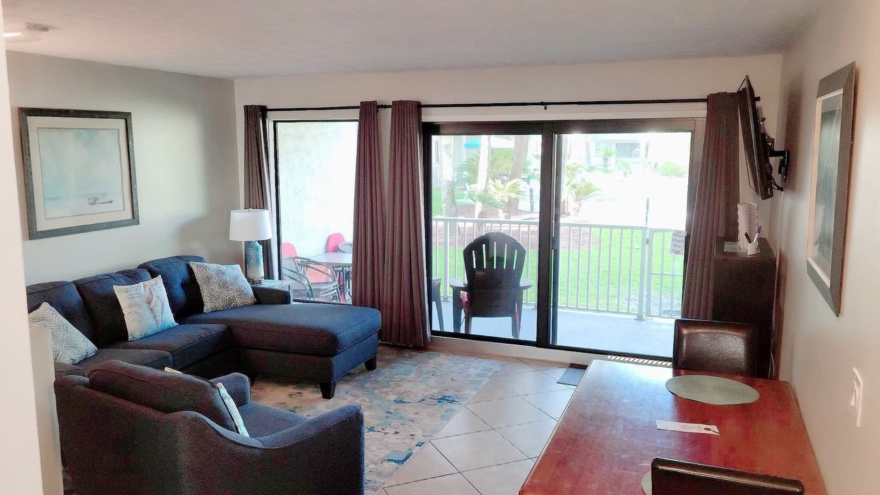 Photo of Bedroom in Biltmore Beach