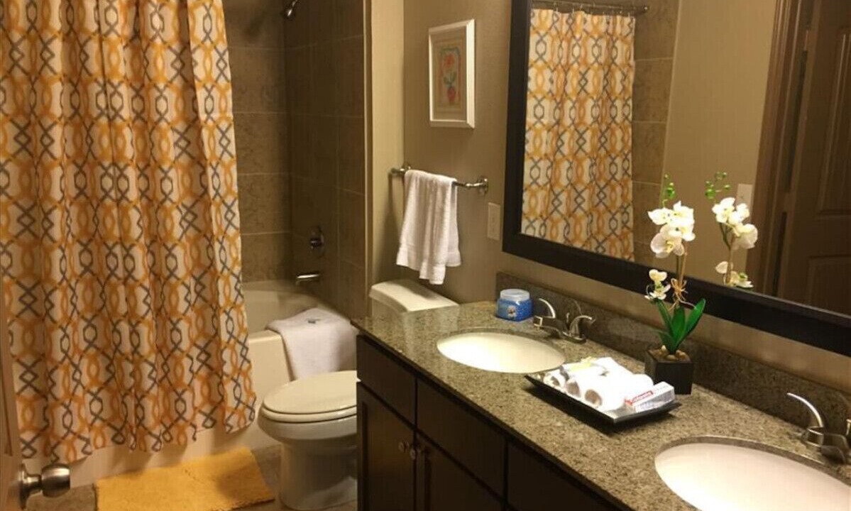 Photo of Bathroom in Grogan's Mill