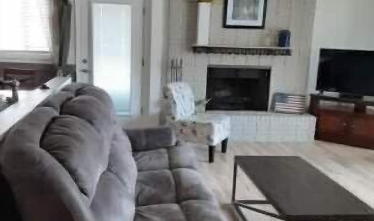 Photo of Bedroom in Camdenton