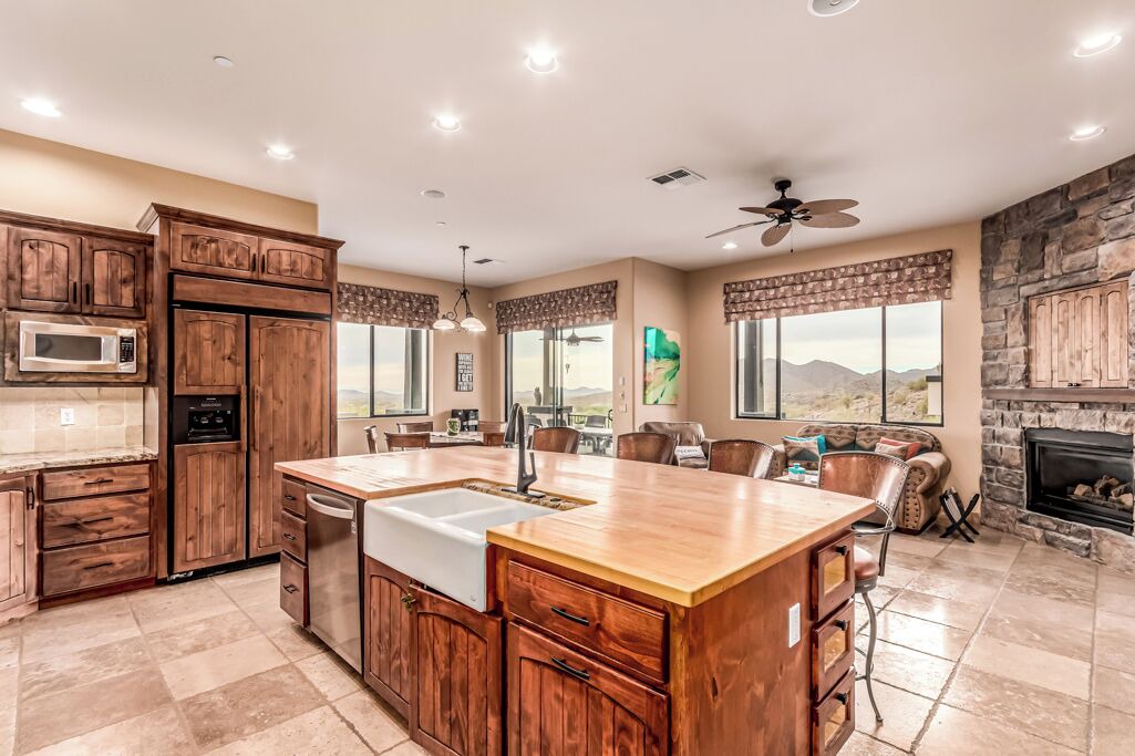 Photo of Kitchen in Canyon Ridge Estates
