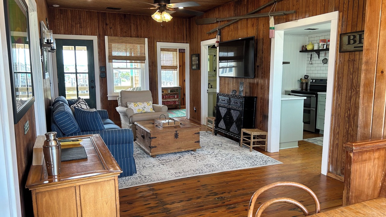 Photo of Livingroom in Kitty Hawk