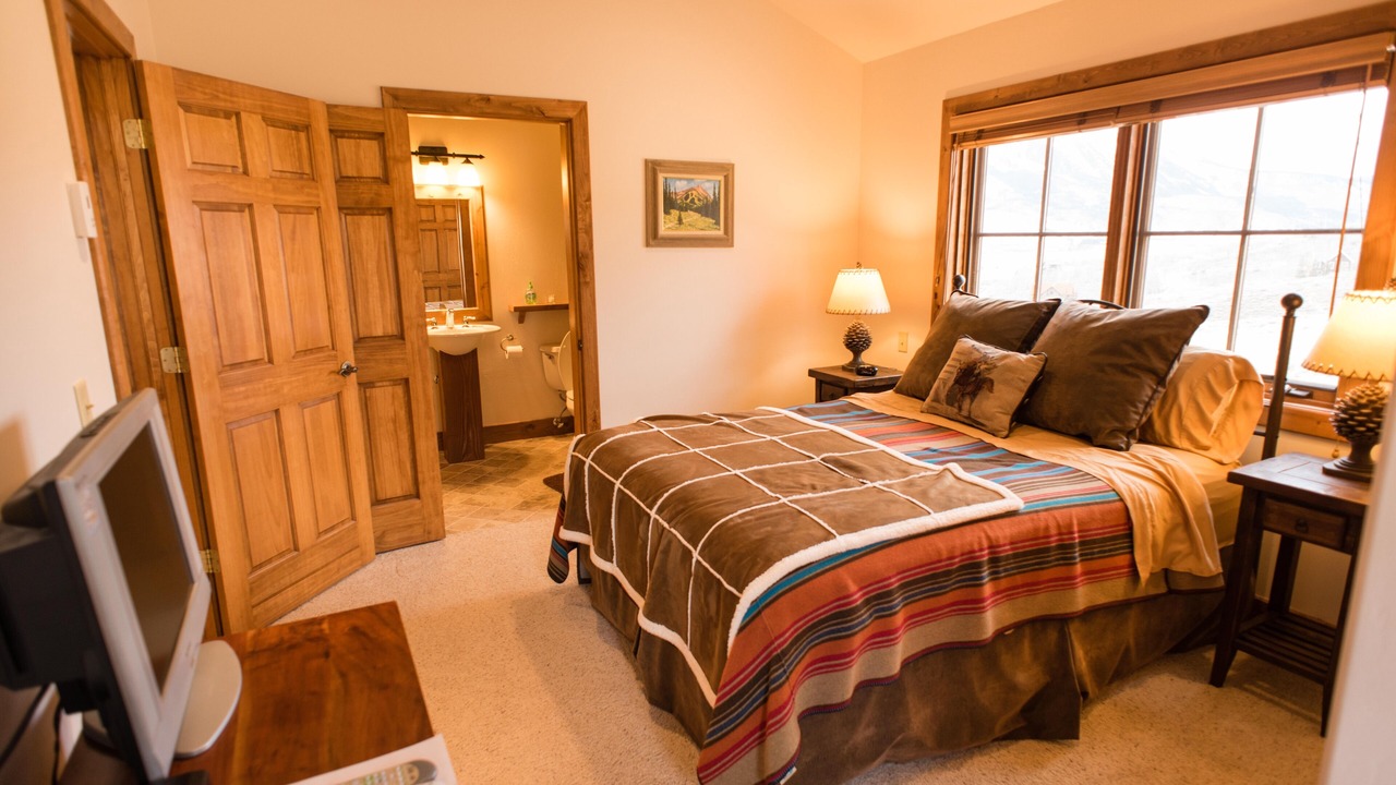Photo of Bathroom in Crested Butte South