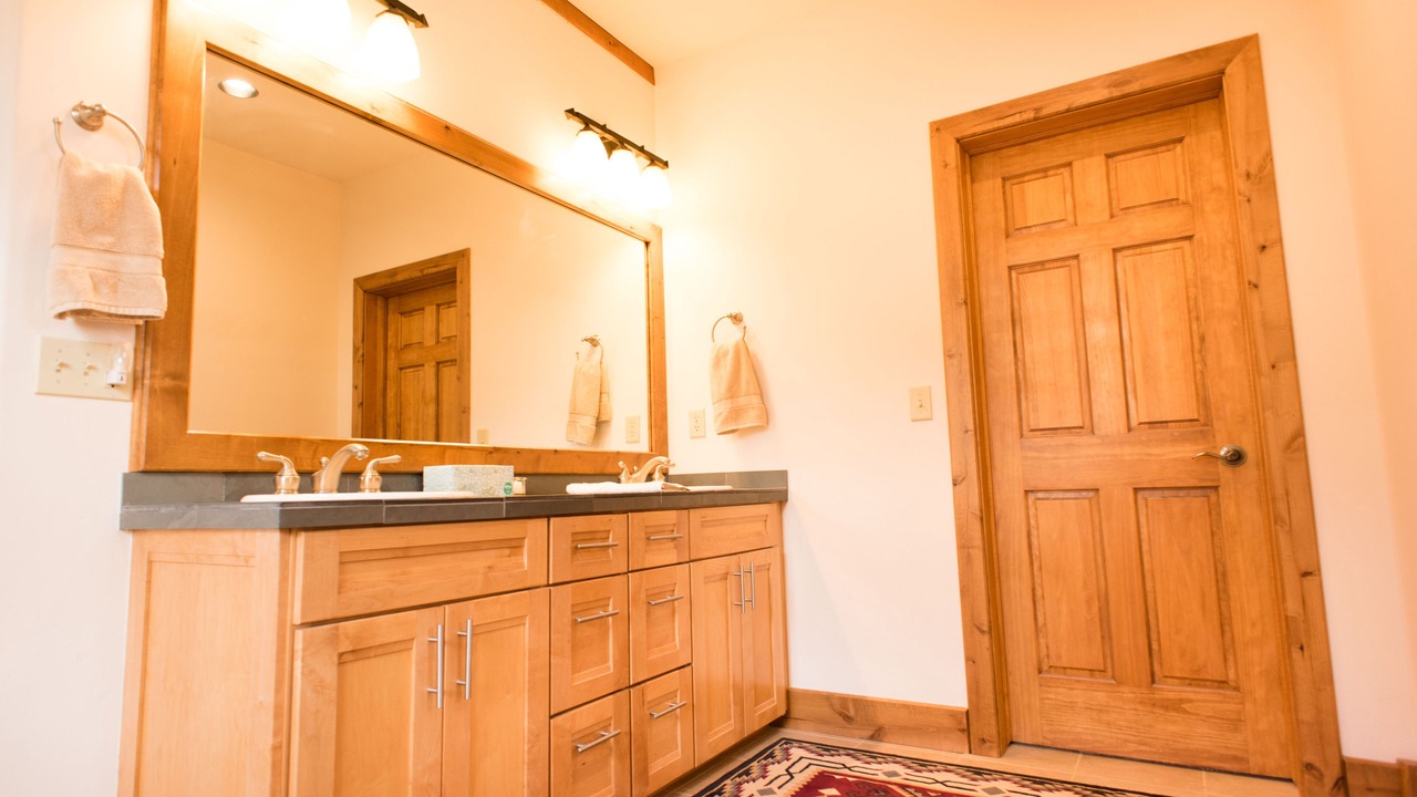 Photo of Bathroom in Crested Butte South
